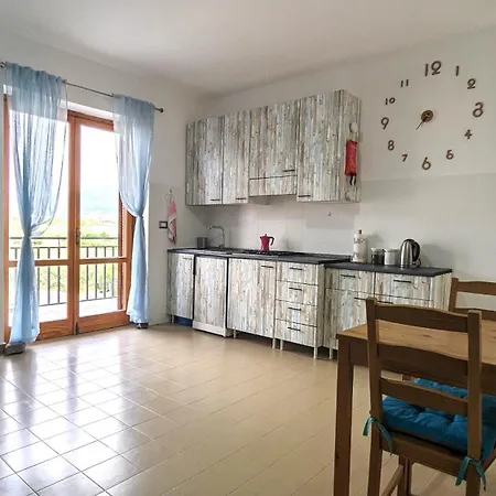 3 Min Walk To Award Winning Beaches! Appartement Cipollina